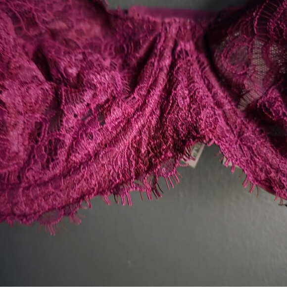 Victoria's Secret Maroon Eyelash Push Up Without Padding Lace Bra Sz 34DDD - Picture 3 of 8